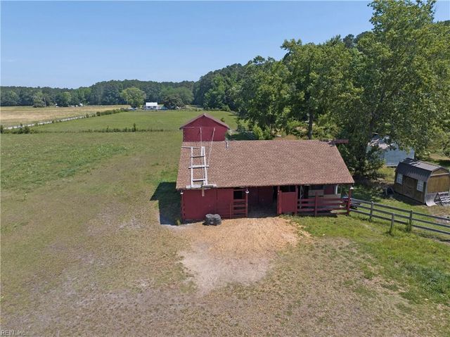 2115 Tabernacle RD, Diggs, VA 23045