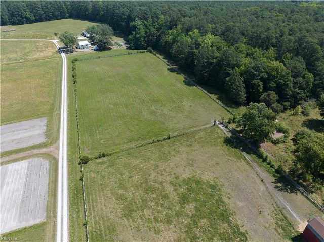 2115 Tabernacle RD, Diggs, VA 23045