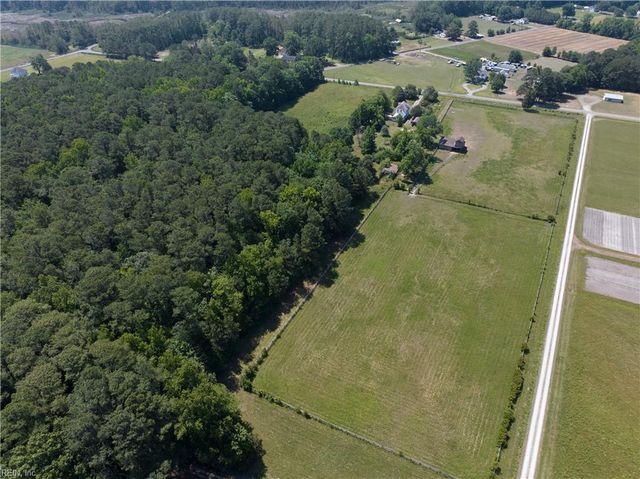 2115 Tabernacle RD, Diggs, VA 23045