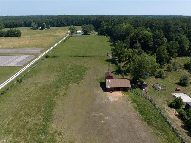 2115 Tabernacle RD, Diggs, VA 23045