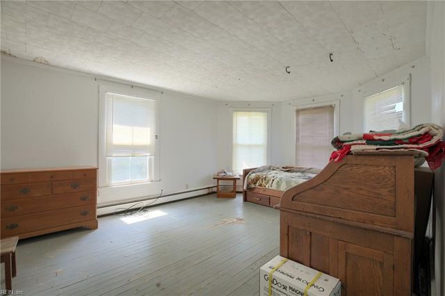 2115 Tabernacle RD, Diggs, VA 23045