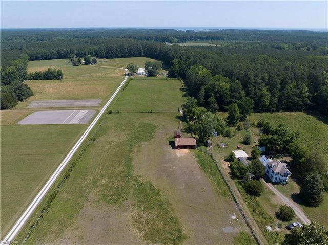2115 Tabernacle RD, Diggs, VA 23045