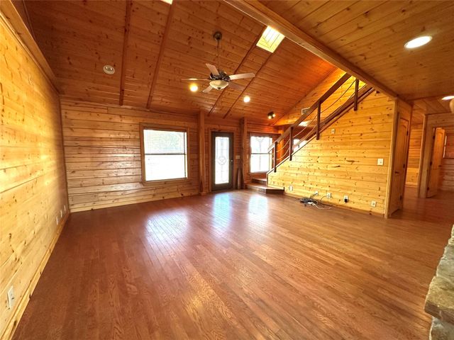 349 Lake Point, Comanche, TX 76442