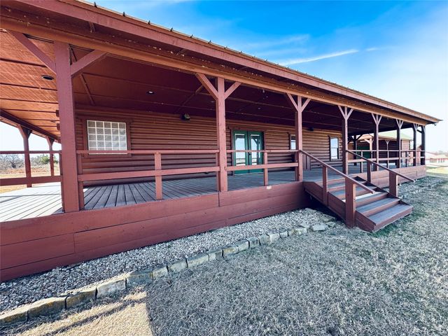 349 Lake Point, Comanche, TX 76442