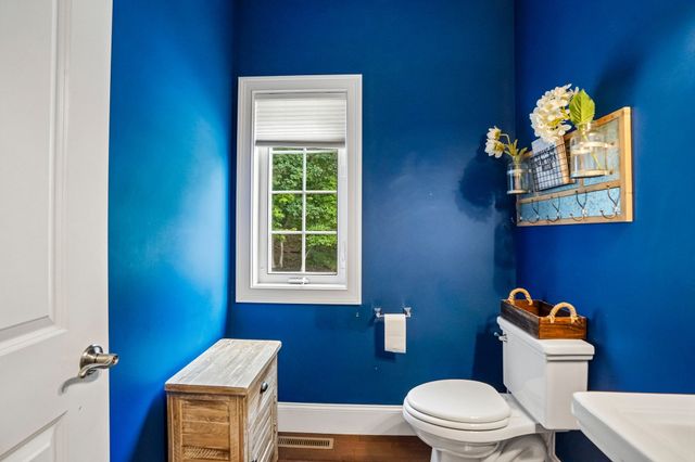 75 Silver Fox Rd, Franklin, MA 02038