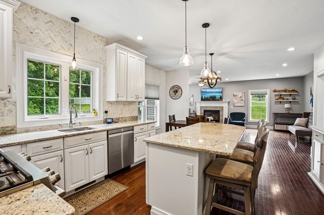 75 Silver Fox Rd, Franklin, MA 02038