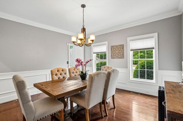 75 Silver Fox Rd, Franklin, MA 02038