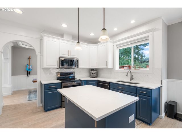14122 Ne 17TH Cir, Vancouver, WA 98684