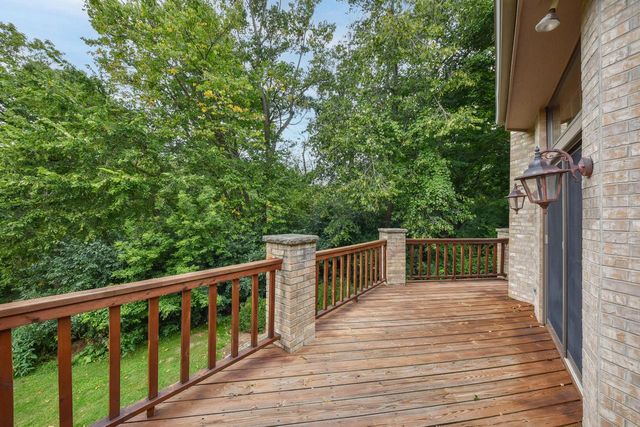 W131N7931 Country Club COURT, Menomonee Falls, WI 53051