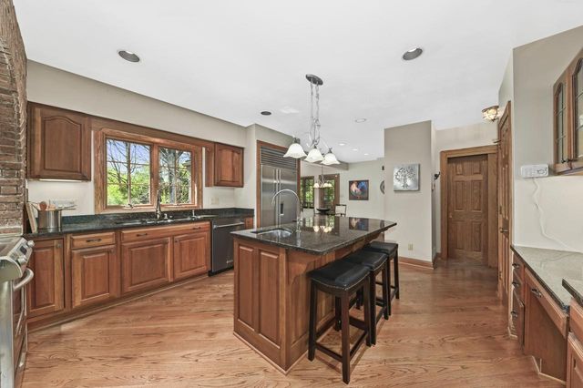 W131N7931 Country Club COURT, Menomonee Falls, WI 53051