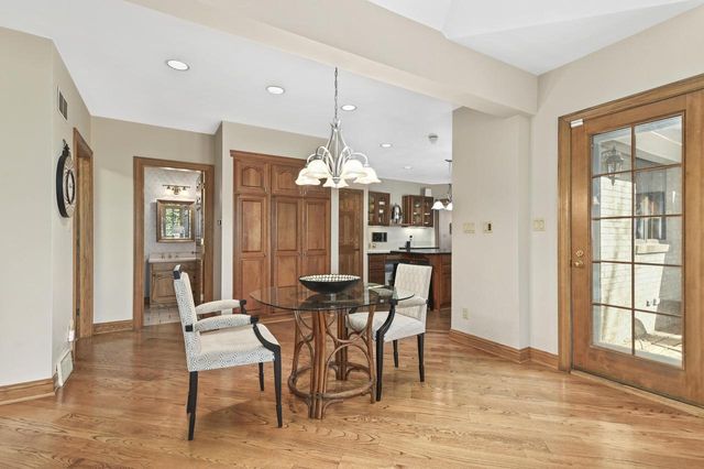 W131N7931 Country Club COURT, Menomonee Falls, WI 53051