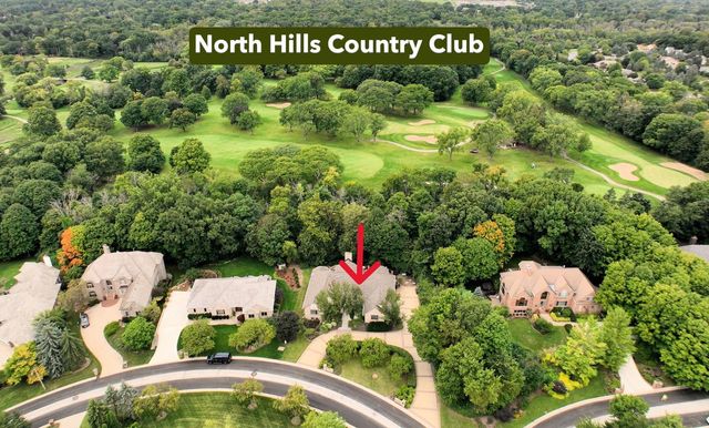 W131N7931 Country Club COURT, Menomonee Falls, WI 53051