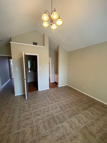 5516 Stone Meadow Lane, Fort Worth, TX 76179