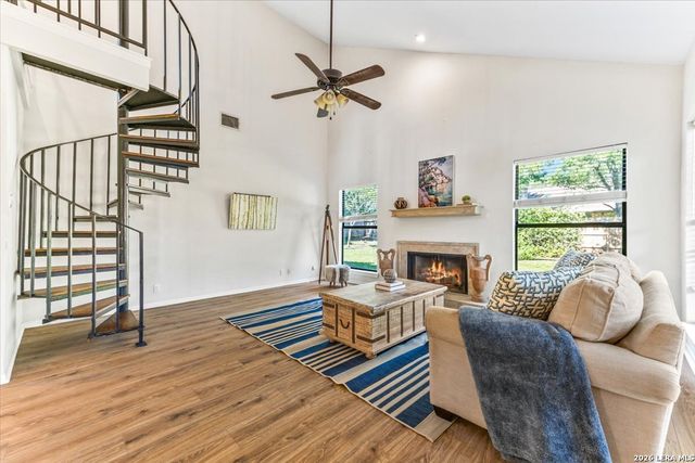 1715 Encino Crst, San Antonio, TX 78259