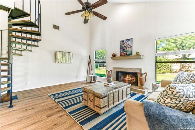 1715 Encino Crst, San Antonio, TX 78259