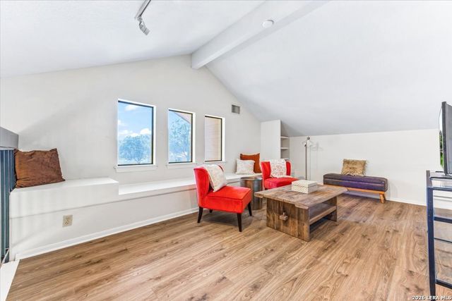 1715 Encino Crst, San Antonio, TX 78259