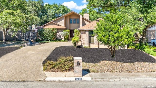 1715 Encino Crst, San Antonio, TX 78259