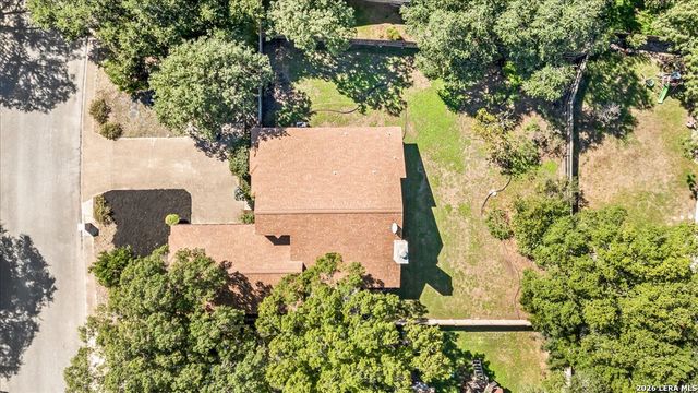1715 Encino Crst, San Antonio, TX 78259