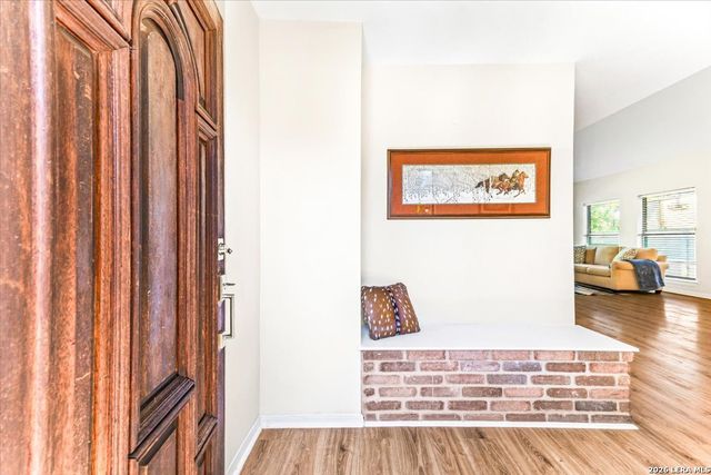 1715 Encino Crst, San Antonio, TX 78259