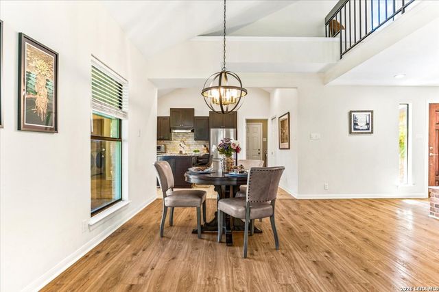 1715 Encino Crst, San Antonio, TX 78259