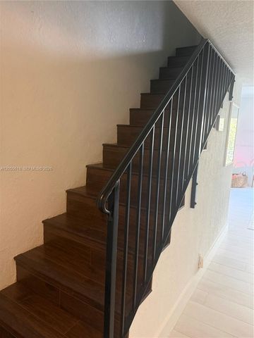 6709 N Kendall Drive 220, Pinecrest, FL 33156