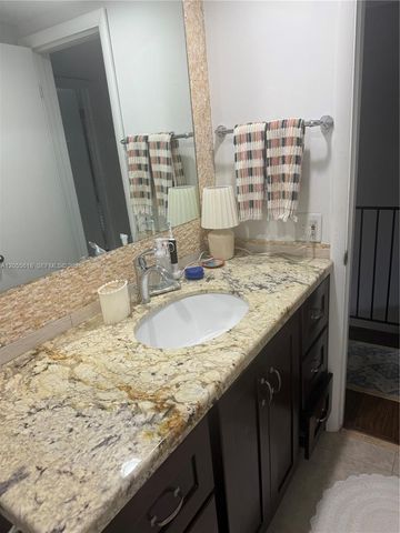 6709 N Kendall Drive 220, Pinecrest, FL 33156
