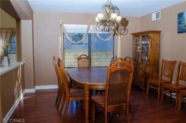 24371 Crestview, Newhall, CA 91321