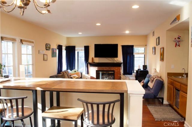 24371 Crestview, Newhall, CA 91321