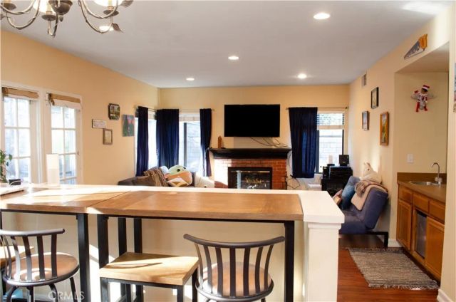 24371 Crestview, Newhall, CA 91321