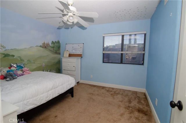 24371 Crestview, Newhall, CA 91321