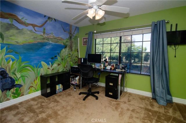 24371 Crestview, Newhall, CA 91321