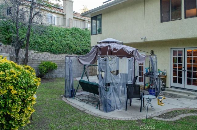 24371 Crestview, Newhall, CA 91321