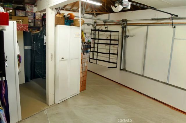 24371 Crestview, Newhall, CA 91321