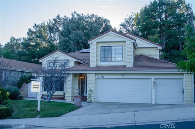 24371 Crestview, Newhall, CA 91321