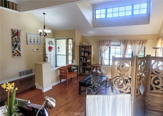 24371 Crestview, Newhall, CA 91321