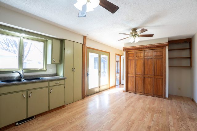 4563 Fairview Drive, Pleasant Hill, IA 50327