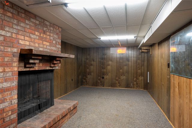 4563 Fairview Drive, Pleasant Hill, IA 50327