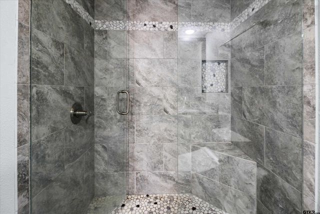 2105 Cardinal Circle, Jacksonville, TX 75766