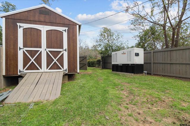 2105 Cardinal Circle, Jacksonville, TX 75766