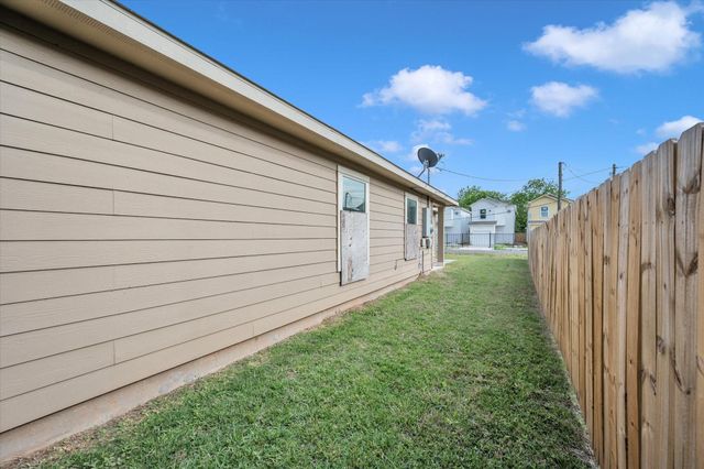 423 N Carolina Street, Houston, TX 77029
