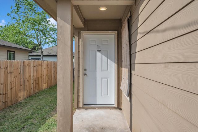 423 N Carolina Street, Houston, TX 77029