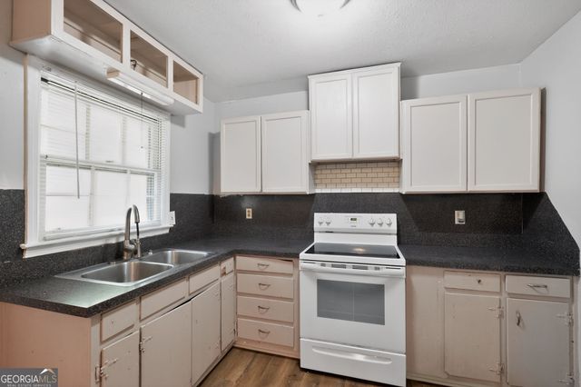 1071 Luther Drive SW, Mableton, GA 30126