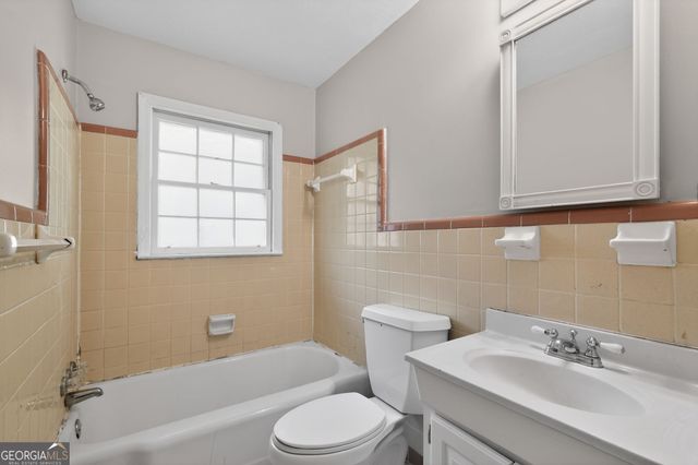 1071 Luther Drive SW, Mableton, GA 30126