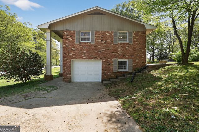 1071 Luther Drive SW, Mableton, GA 30126