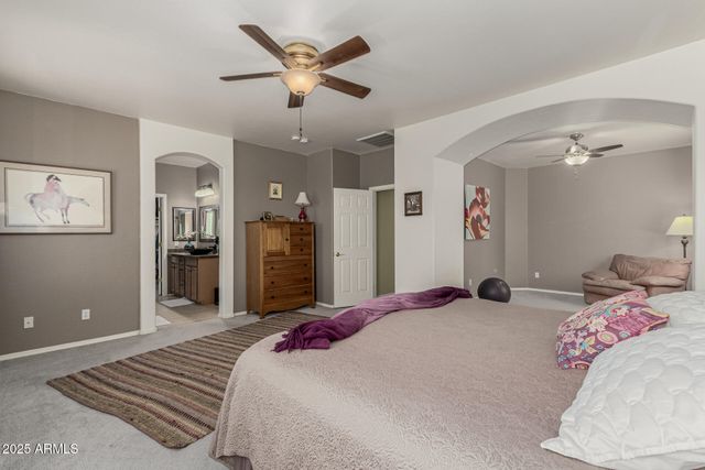 28582 N SUNSET Drive, San Tan Valley, AZ 85143