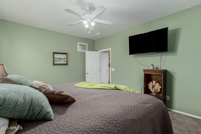 28582 N SUNSET Drive, San Tan Valley, AZ 85143