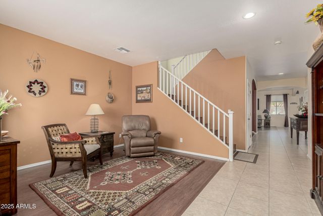 28582 N SUNSET Drive, San Tan Valley, AZ 85143