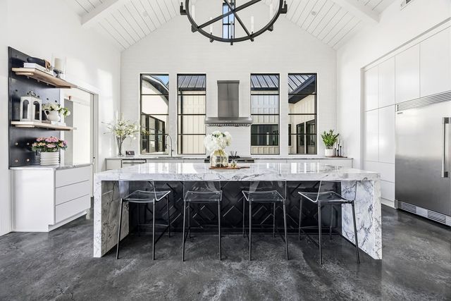 3809 Copper Ridge Road, Rogers, AR 72756