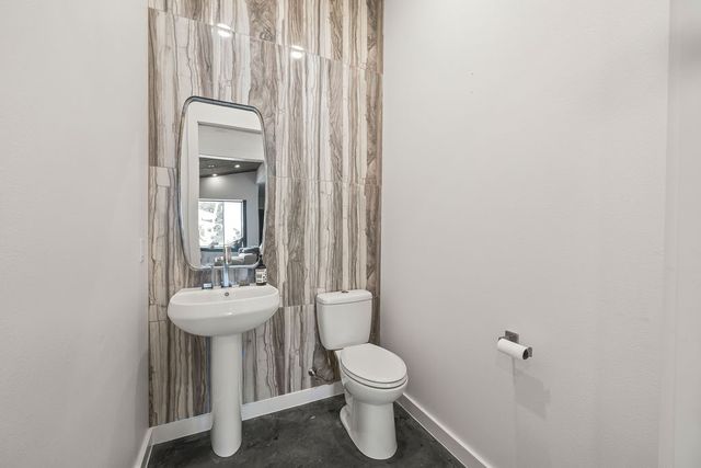 3809 Copper Ridge Road, Rogers, AR 72756