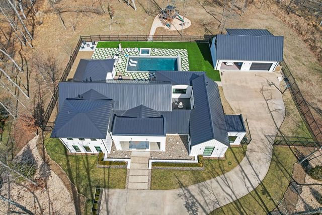 3809 Copper Ridge Road, Rogers, AR 72756